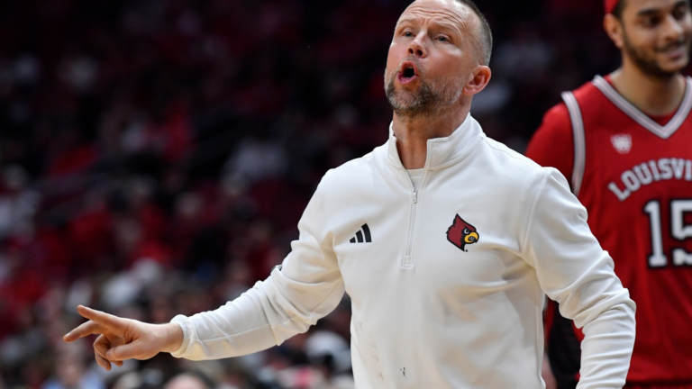 Ex-G League player London Johnson won’t play for Louisville this season