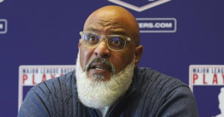 Tony Clark resigns as head of MLB Players Association ahead of labor talks, sources say