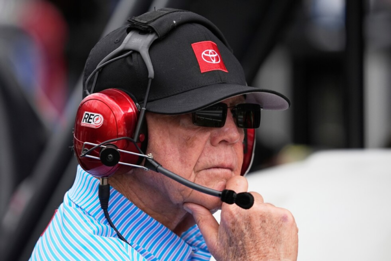 Joe Gibbs Racing sues Chris Gabehart over alleged data theft for Spire Motorsports