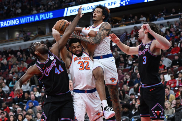 Towns has 28 points and 11 rebounds, Knicks top Bulls 105-99