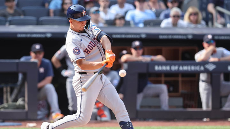 Ramon Urias Could Have Bigger Role Than Expected with Cardinals, Insider Says