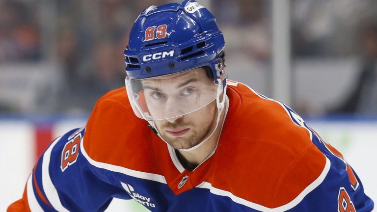 NHL Trade Rumors: Oilers Find Take for Mangiapane