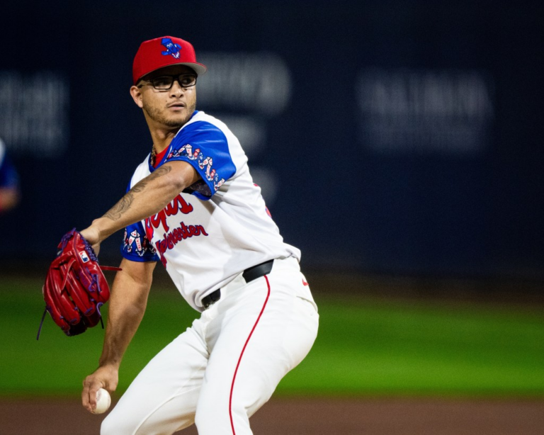 Ex-Red Sox top prospect threw 100 mph in debut and more spring training notes