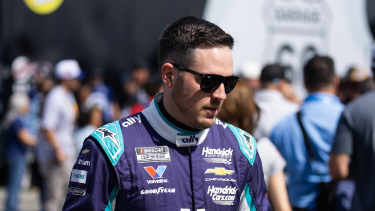 Vertigo sidelines Alex Bowman, forcing him out of Sunday’s Phoenix NASCAR race