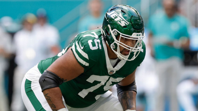 Source: Patriots reach deal with OL Alijah Vera-Tucker
