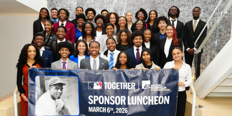 Jackie Robinson Foundation Scholars have lunch at MLB Headquarters
