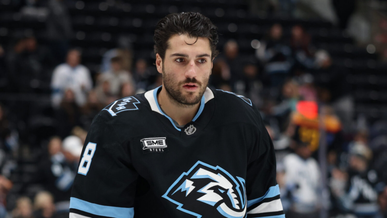 NHL UFAs list looking bleak as Nick Schmaltz re-signs with Utah Mammoth