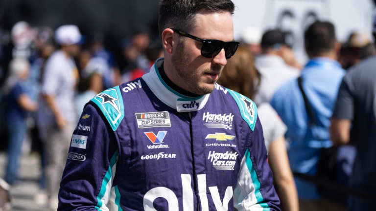 Vertigo sidelines Alex Bowman for NASCAR Cup Series race at Las Vegas