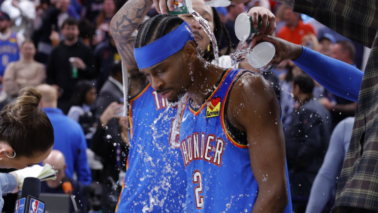 Shai Gilgeous-Alexander breaks insane Wilt Chamberlain record