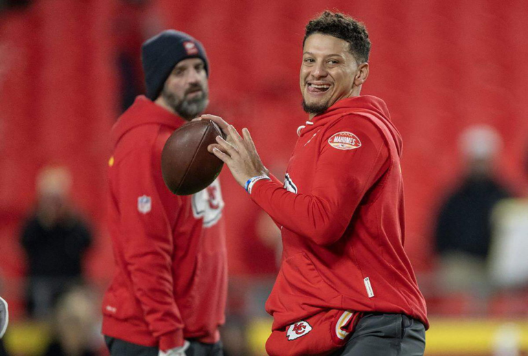NFL Doctor Shares Patrick Mahomes Injury Update as Training Video of Chiefs QB Emerges