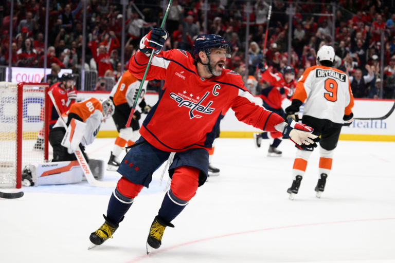 Alex Ovechkin scores twice, hitting 30 goals for 20th season, as Capitals beat Flyers 6