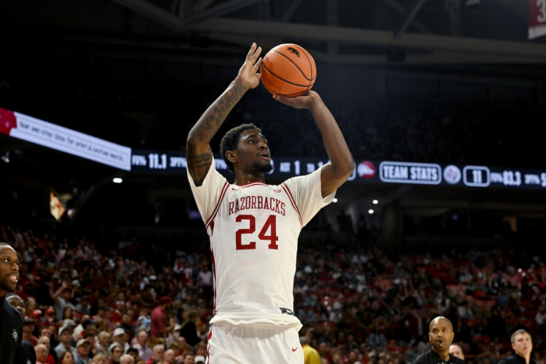 Arkansas Razorback athletics announces its jersey sponsor