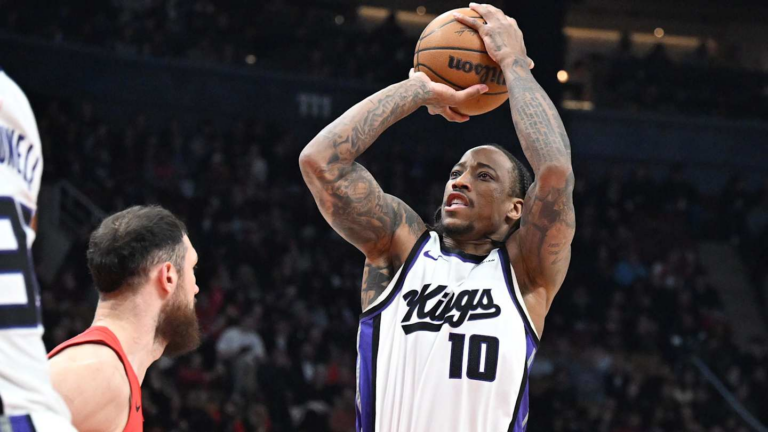 DeMar DeRozan Passes NBA Legend as Kings Take Down Raptors