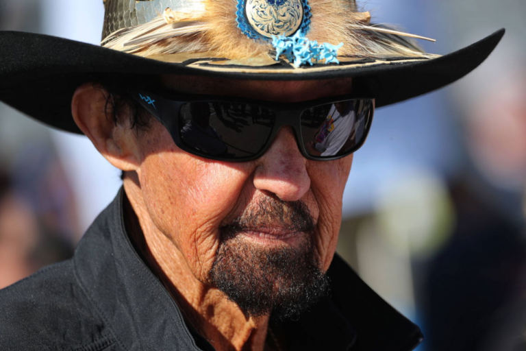 Fans Remain Unsold Over Richard Petty’s Biopic as King’s Legacy Denied of Dale Earnhardt Tribute