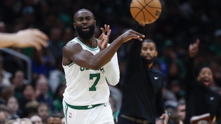 Jaylen Brown Out vs. Knicks, Latest Injury Updates on Celtics Star Ahead of NBA Playoffs