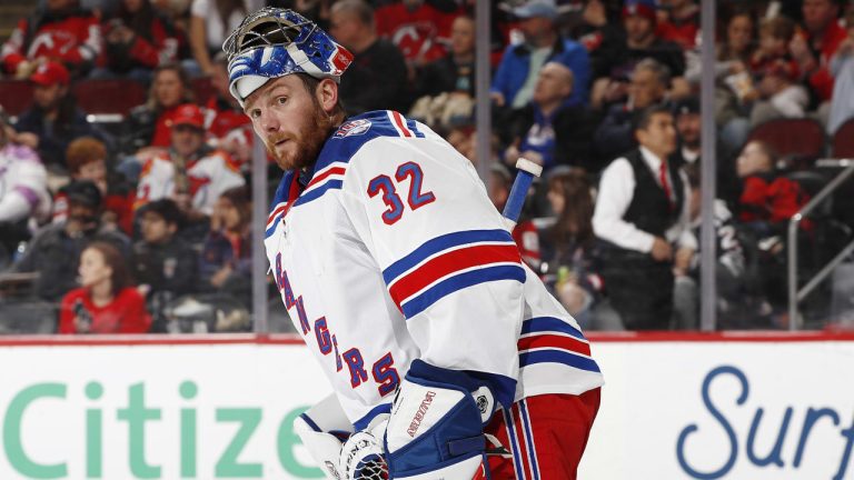 Quick to retire from NHL following start for Rangers at Panthers
