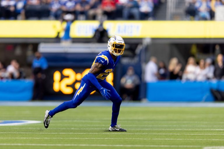 Retired NFL player from Pa. signs with AFC team after 3 years away from pro ball