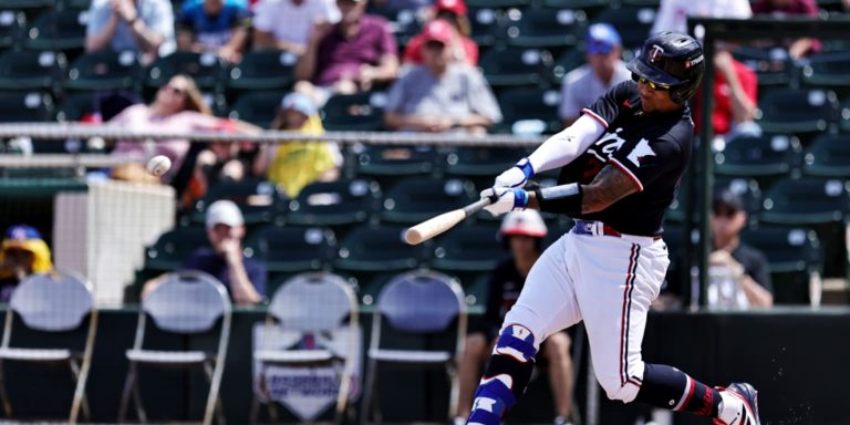 Twins No. 3 prospect Eduardo Tait hits two home runs