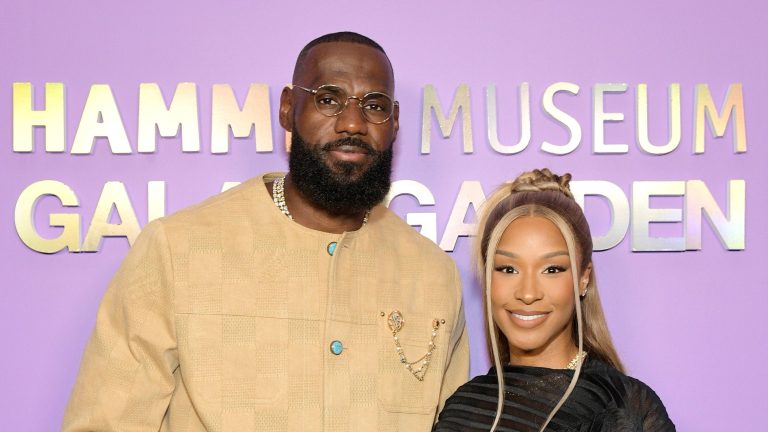 LeBron James Shares Message With Wife Savannah During Lakers Playoffs