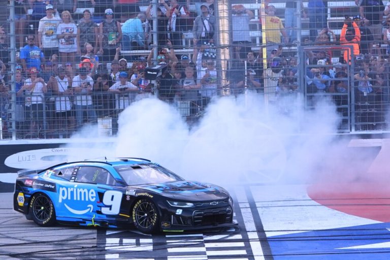 Chase Elliott secures second NASCAR Cup win and F1’s Antonelli continues to dominate