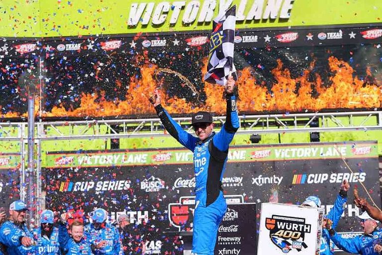 Elliott edges rival for a second time