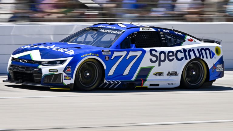 Spire Motorsports keep rolling as two drivers finish top 10 in Texas