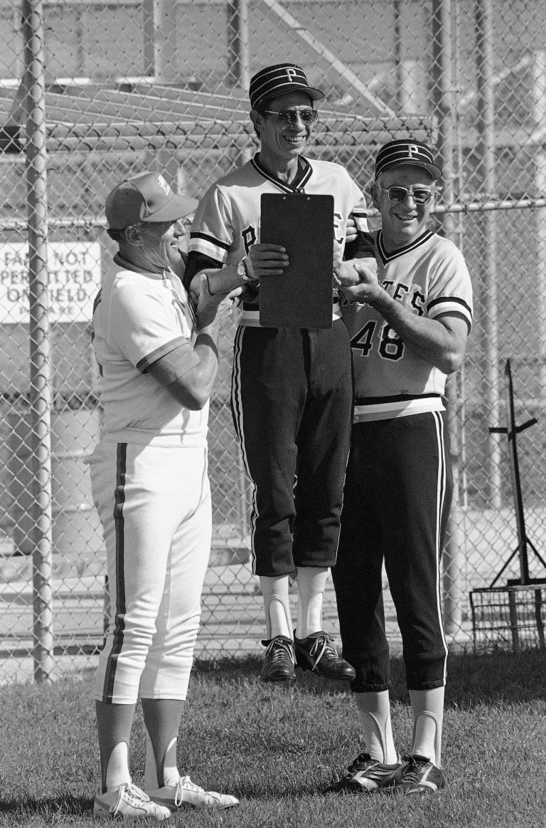 Pirates legend, 3-time World Series champ Bob Skinner dies at 94