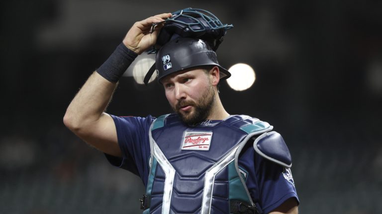 Cal Raleigh nearing wrong side of MLB history