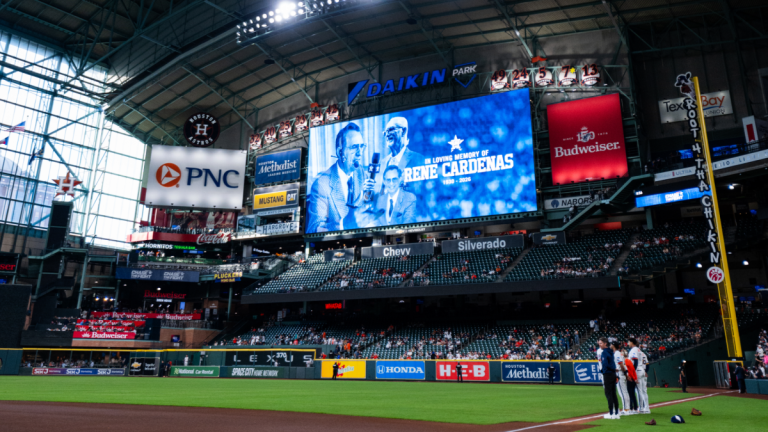 René Cárdenas, MLB’s first Spanish-language broadcaster, dies at 96