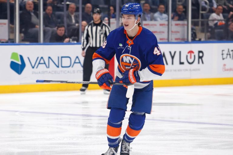 Islanders phenom Matthew Schaefer named Calder Trophy winner