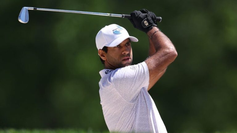 Aaron Rai’s Two Gloves Became His Signature, Here’s How It Started at Age 8