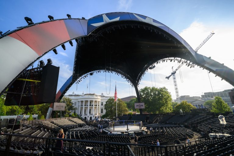 To UFC fighters, the White House’s small, swampy octagon is the perfect venue