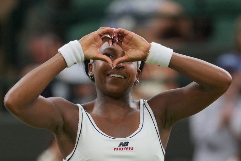 Coco Gauff’s buzzer-beater at Wimbledon reminds her of Kawhi Leonard’s shot