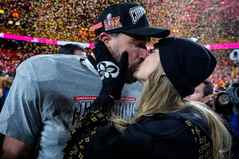 Boda de Taylor Swift y Travis Kelce: ¿Quién atrapó el ramo de novia?