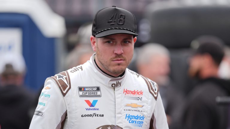 In the midst of poor 2026 season, top five a ‘normal day’ for Alex Bowman at Chicagoland